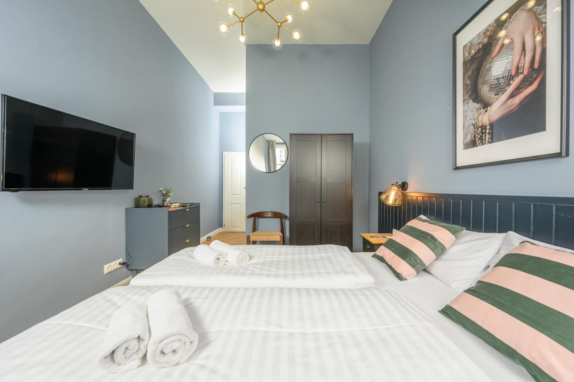 Palais Palffy Suits Bécs Kültér fotó